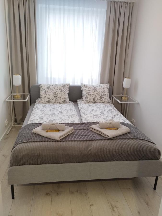 Moon Apartment Wrocław Eksteriør billede